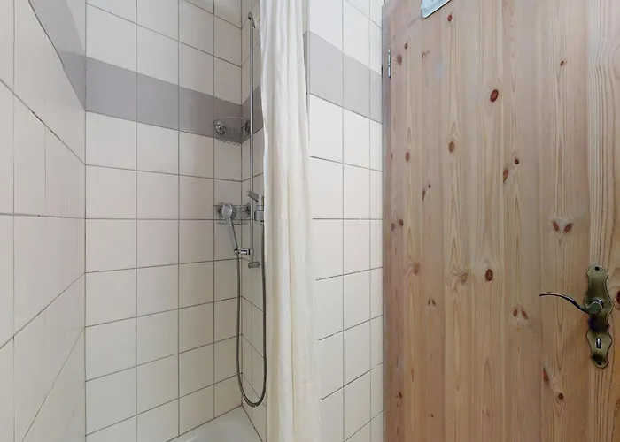 아파트 Lovely With Valley View 넨다즈